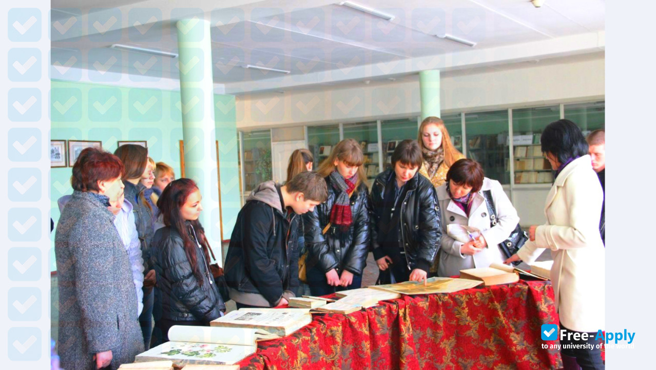 Foto de la Kharkiv National Agricultural University V V Dokuchayev #5