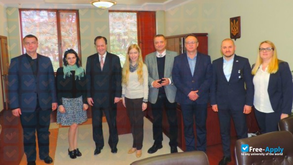Foto de la Transcarpathian State University #4