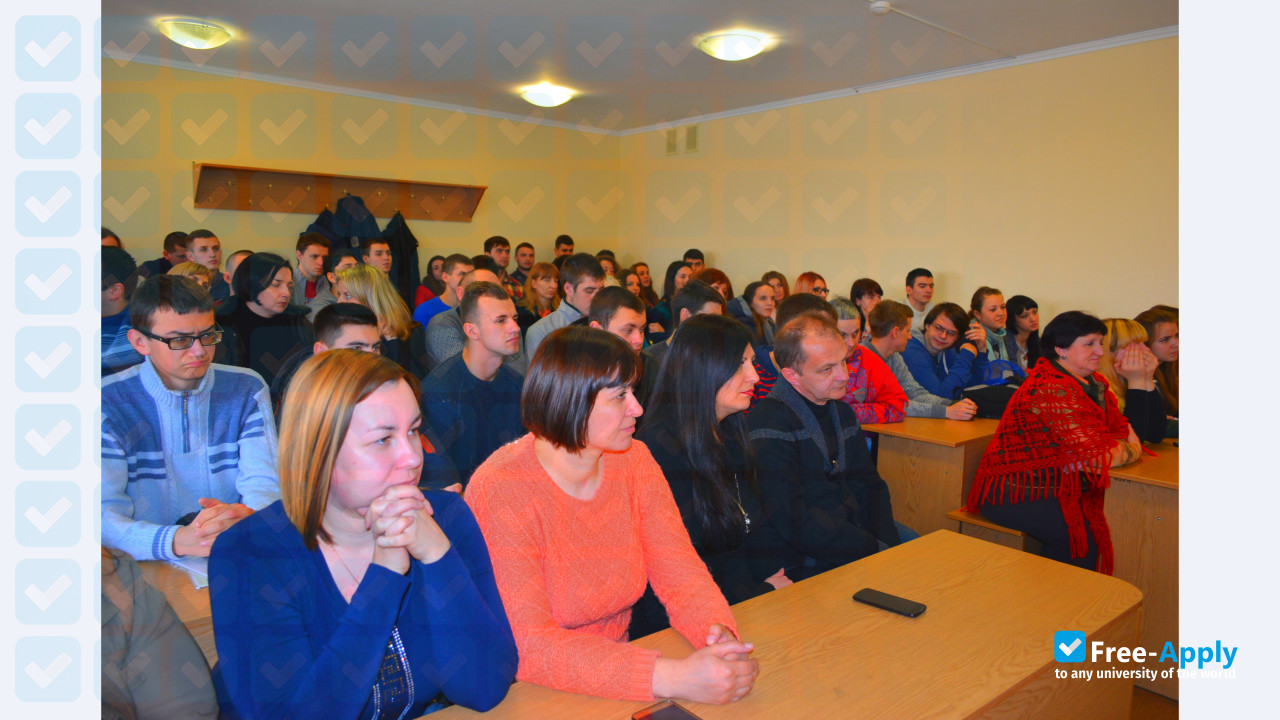 Khmelnitsky Institute of Social Technologies institution of higher education Open International Univ photo #6
