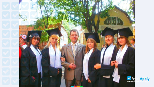 Університет економіки і підприємництва фотография №4