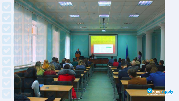 Foto de la Khmelnitsky University of Management and Law #1