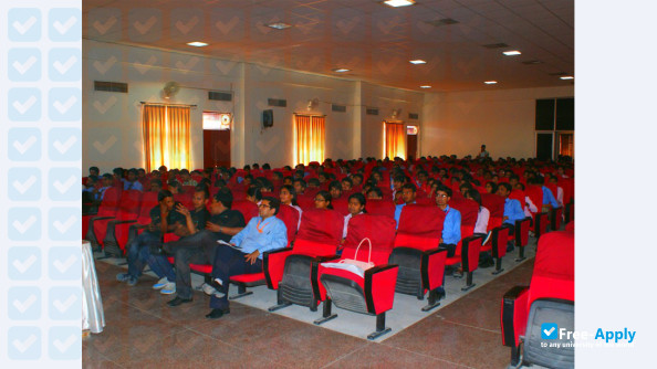 Photo de l’Alexandria Higher Institute of Engineering and Technology #6