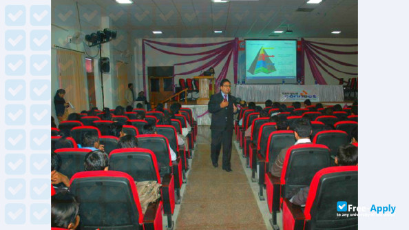 Photo de l’Alexandria Higher Institute of Engineering and Technology #6