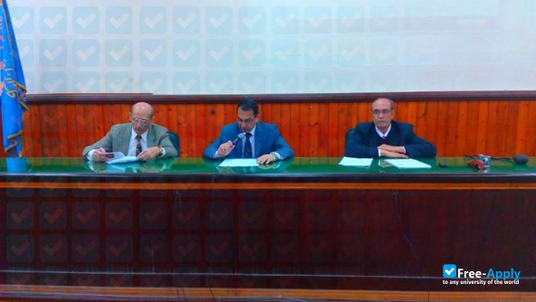 Foto de la Alexandria University #3