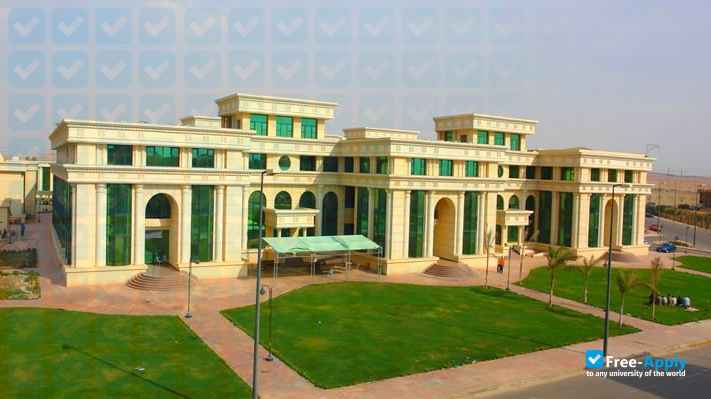 Modern Sciences and Arts University photo #2