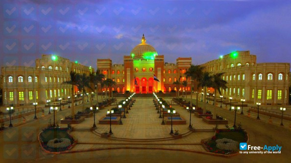 Photo de l’British University in Egypt #3