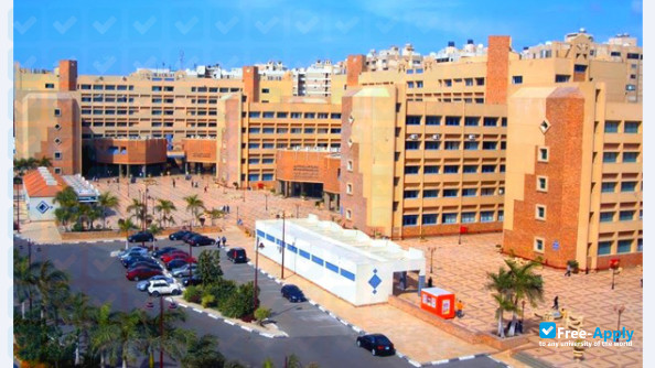 Photo de l’Pharos University in Alexandria #8