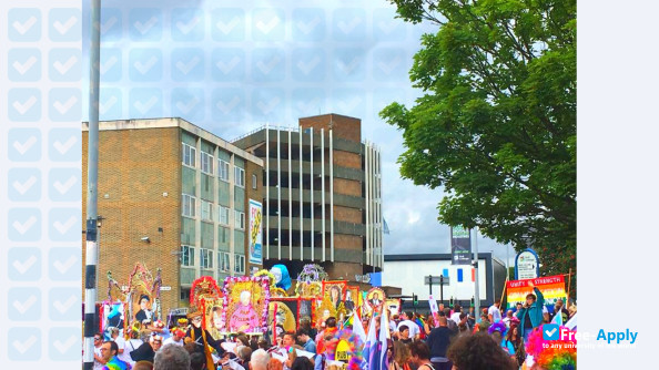 Foto de la Hull College #11
