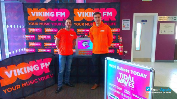 Hull College photo #11