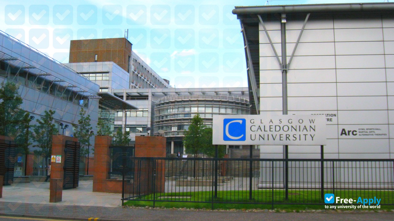 Glasgow Caledonian University photo #6