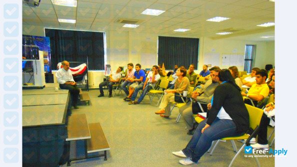 Foto de la Girne American University Canterbury #2