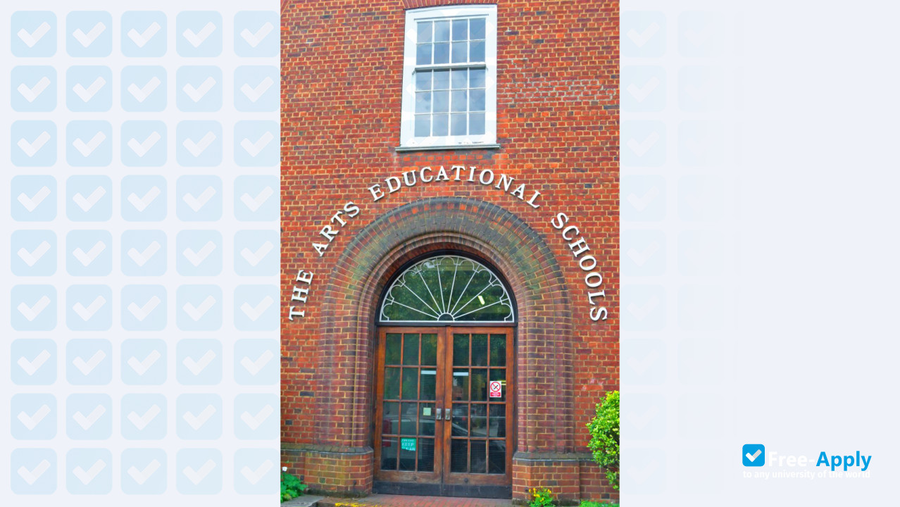 Photo de l’Arts Educational Schools (London) #11