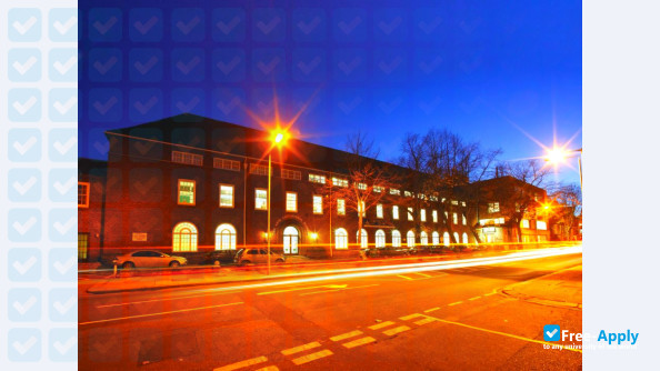 Photo de l’Arts Educational Schools (London) #7