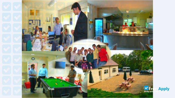 Azad University IR in Oxford photo