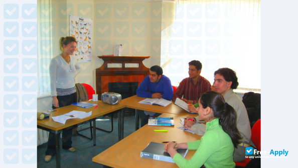 Azad University IR in Oxford photo #4