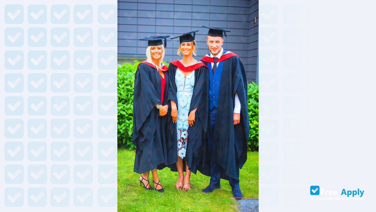 Leeds Trinity University photo #14