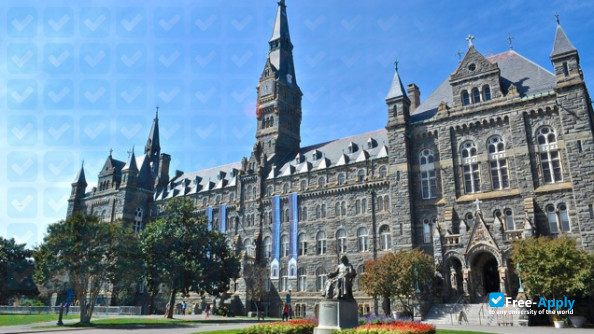 Georgetown University photo #4