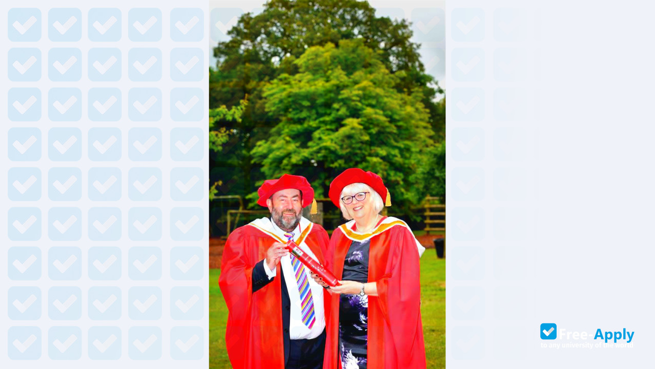 Staffordshire University фотография №9