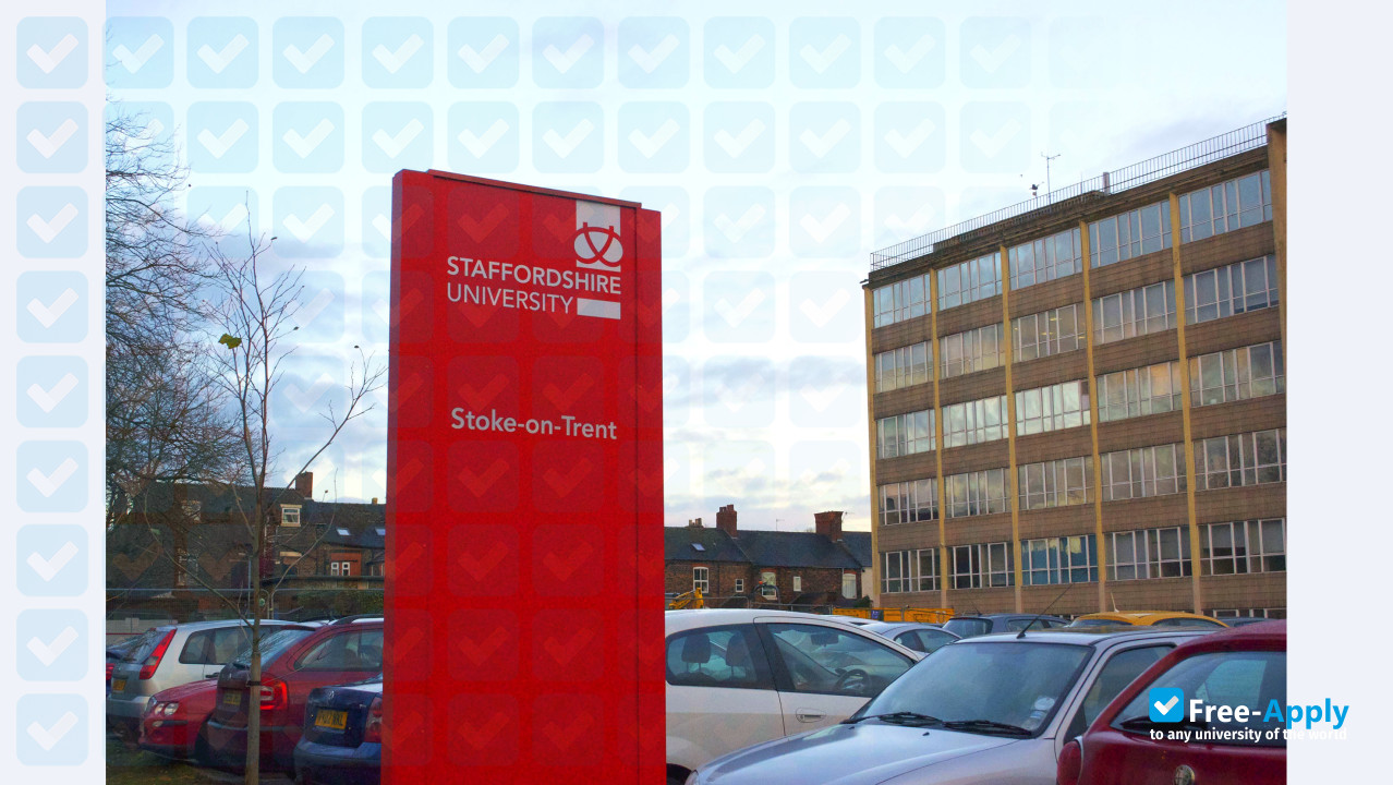 Staffordshire University фотография №12