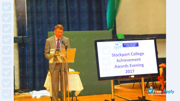 Stockport College photo #8