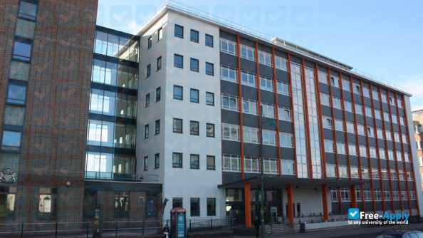 Stockport College photo #11