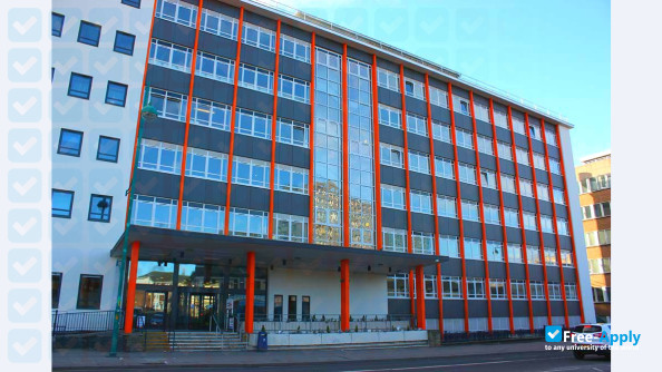Stockport College photo #10
