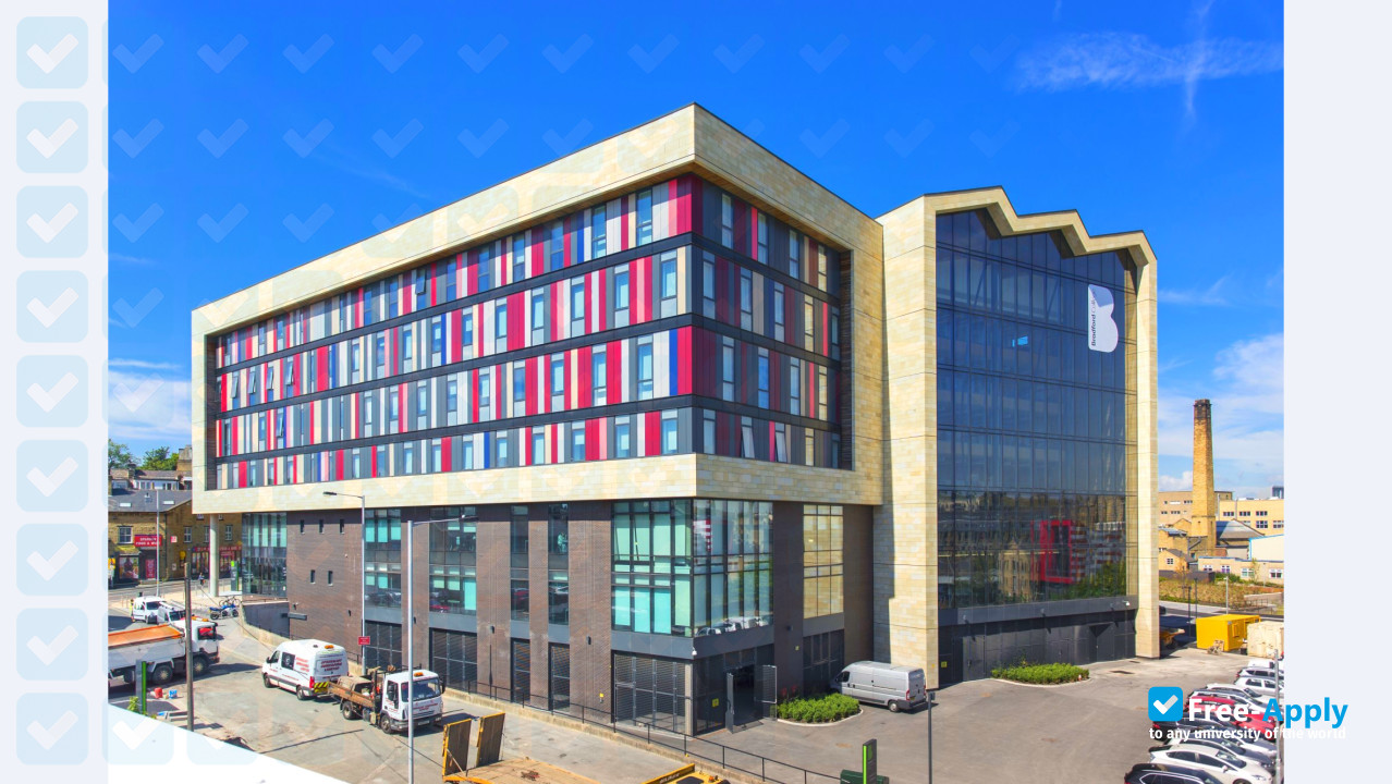 Bradford College photo #8