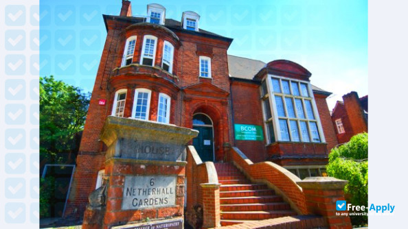 Foto de la British College of Osteopathic Medicine #10