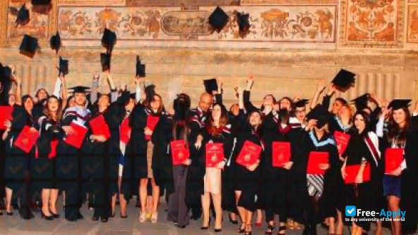 Photo de l’European School of Economics London