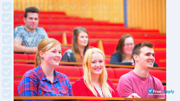 Photo de l’Canterbury Christ Church University #7