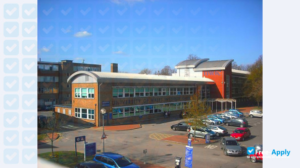 Foto de la Cardiff Metropolitan University #9