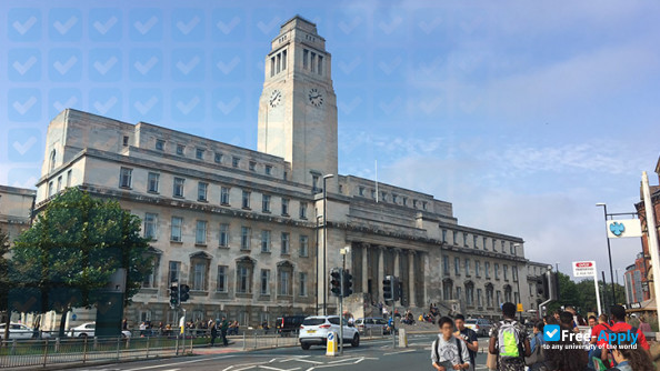 The Parkinson Building at the University of Leeds photo #4