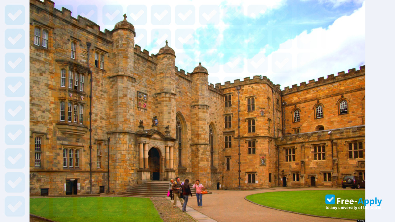 Foto de la Durham University #9