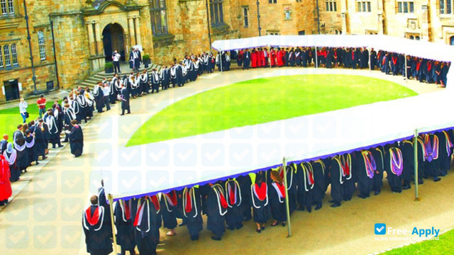 Foto de la Durham University #1