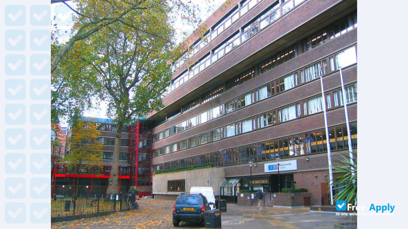City, University of London photo #10
