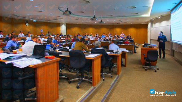 The University of Chicago Booth School of Business photo #4