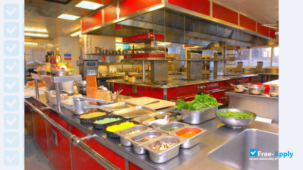 Foto de la University College of Birmingham (College of Food Tourism and Creative Studies) #8