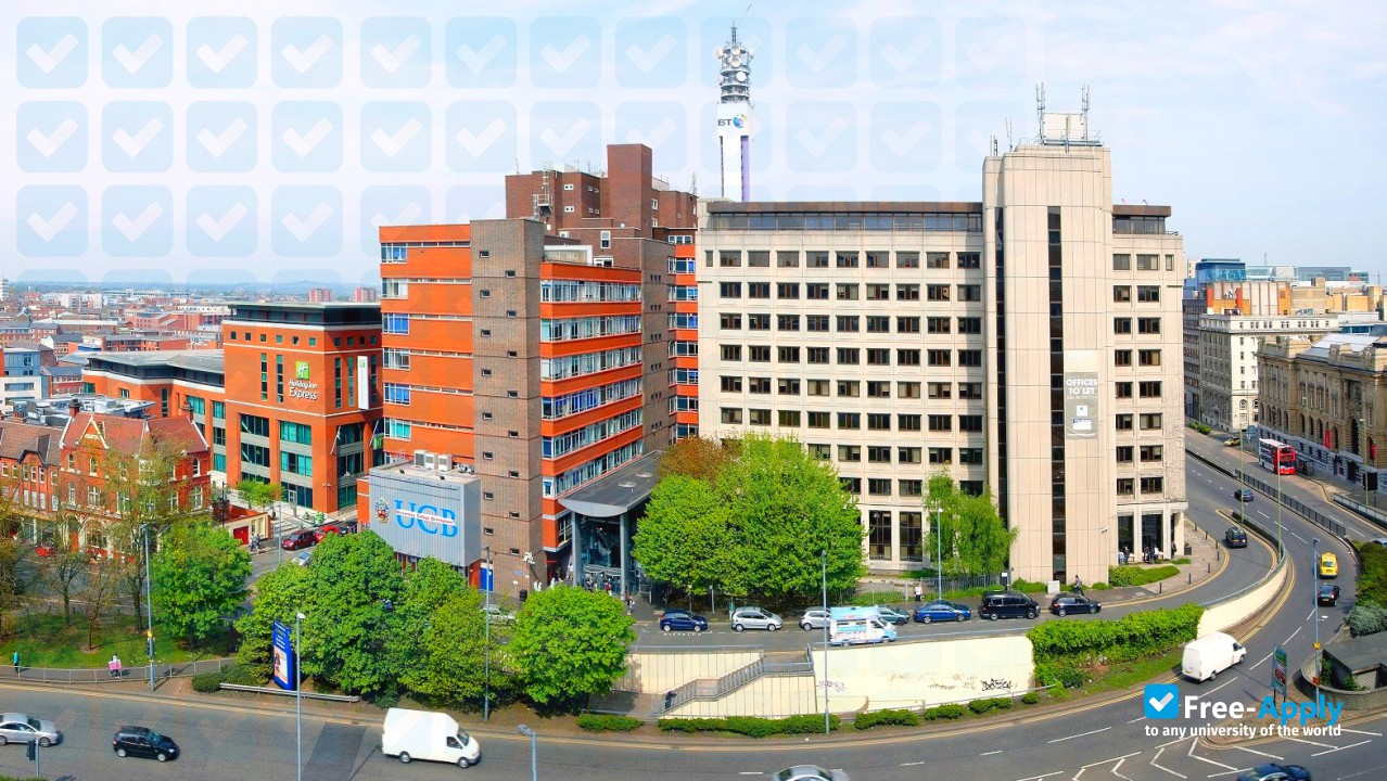 Foto de la University College of Birmingham (College of Food Tourism and Creative Studies) #4