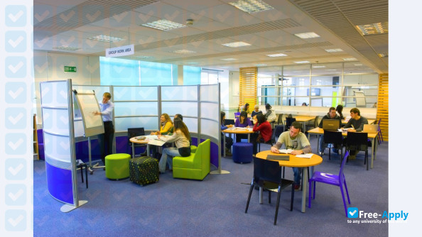 Foto de la University College of Birmingham (College of Food Tourism and Creative Studies) #10