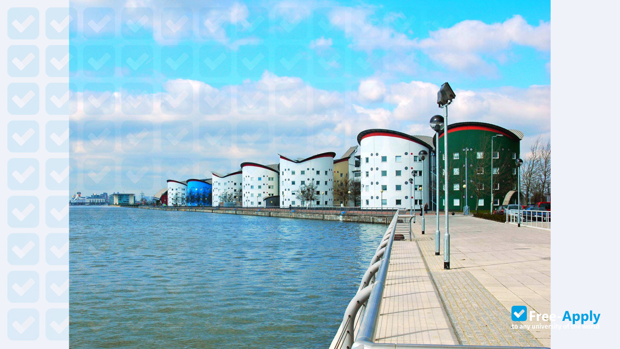 University of East London photo #7