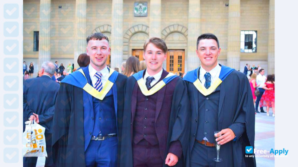 Foto de la University of Abertay #2