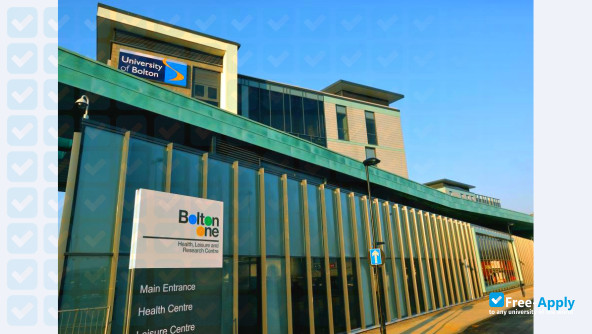 Foto de la University of Bolton #5