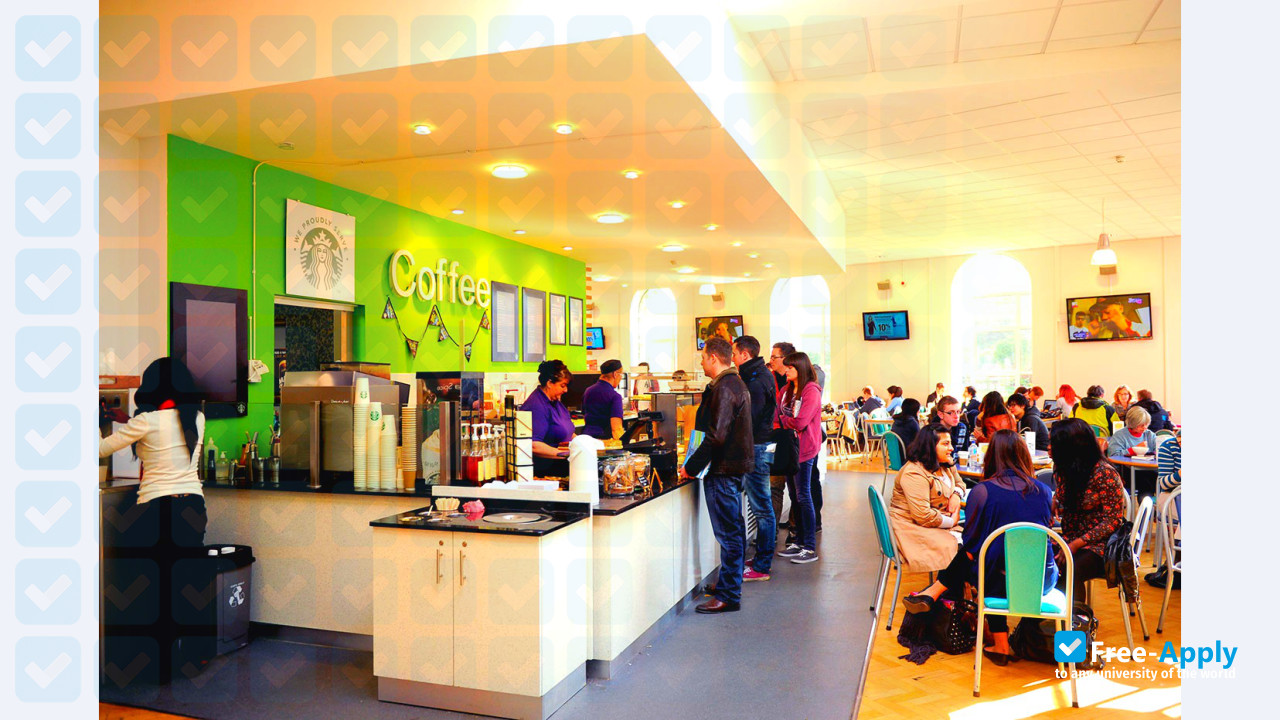Foto de la University of Gloucestershire #4
