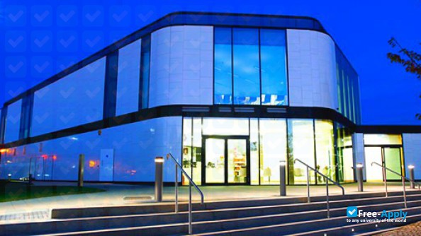 University of Hertfordshire фотография №6