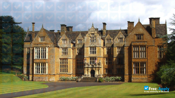 Wroxton College of Fairleigh Dickinson University photo #5