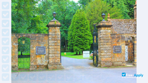 Photo de l’Wroxton College of Fairleigh Dickinson University #1