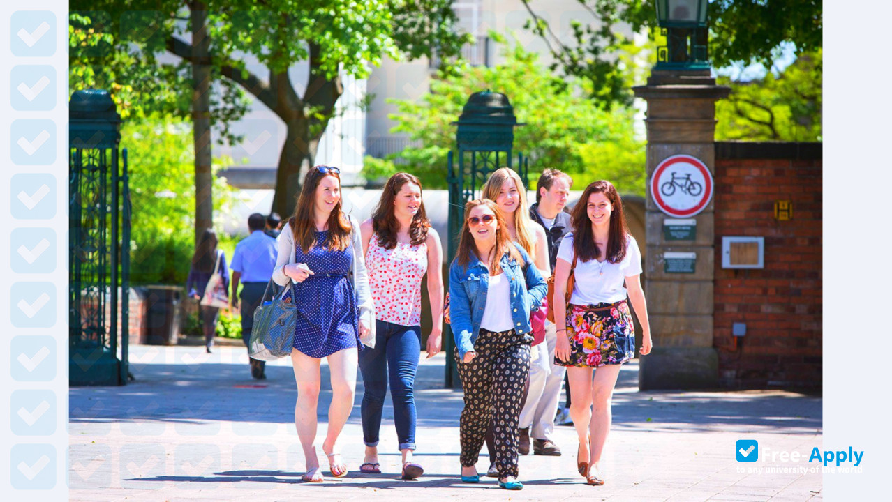Foto de la University of Leeds #4
