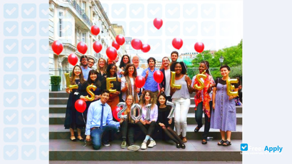 London School of Economics and Political Science photo #7