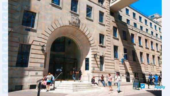 London School of Economics and Political Science photo #10