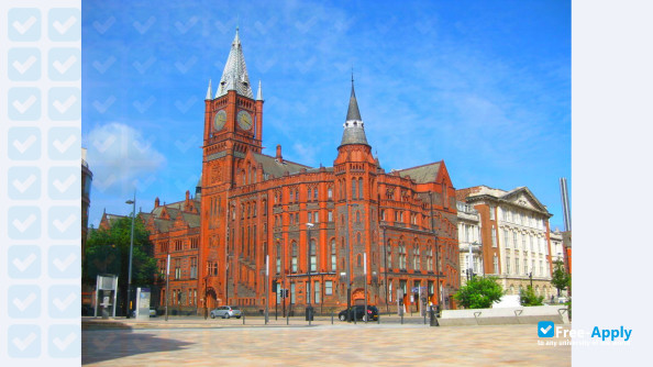 Foto de la University of Liverpool #9